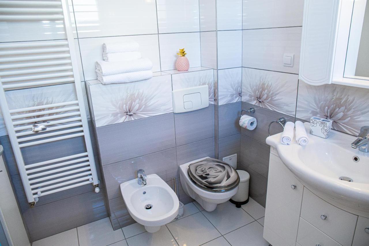 Apartament Luxury Irina Apartamento Rîşnov Exterior foto
